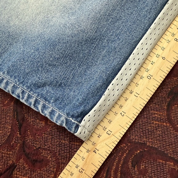 90s Vintage Allen Iverson Unk Denim Shorts - Picture 5 of 5